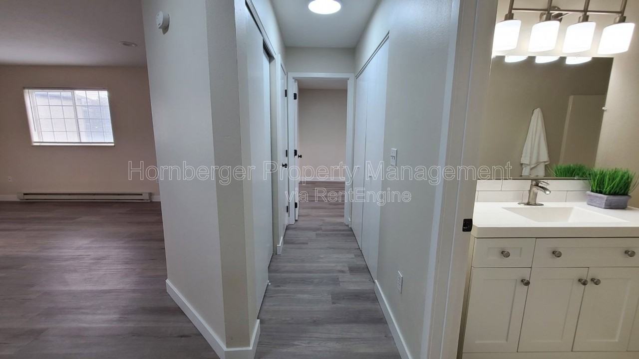 1924 N Crestline St #1 - Photo 6 of 10
