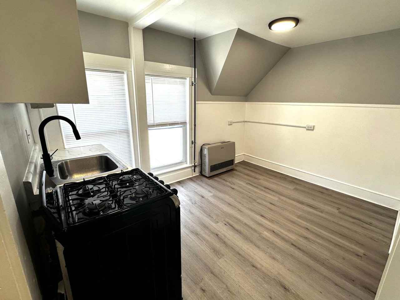 320 Lowell St #3 - Photo 3 of 27