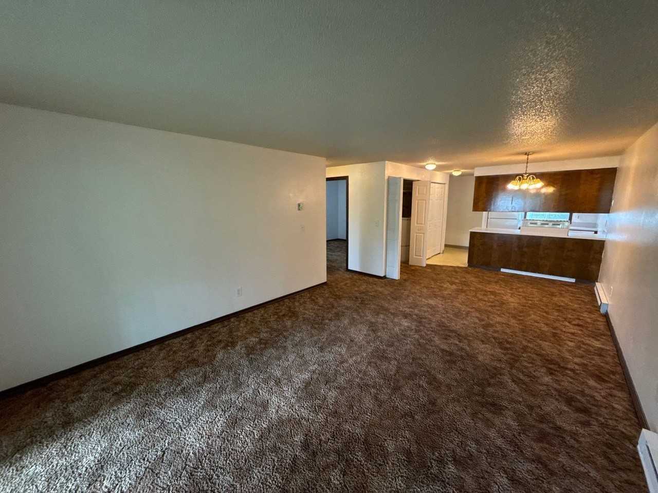 4135 State St #11 - Photo 5 of 20