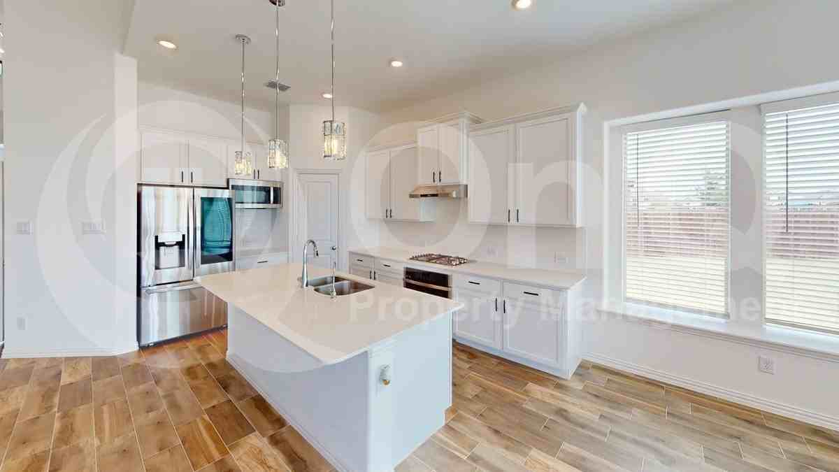 7324 Black Cherry Ln - Photo 3 of 36