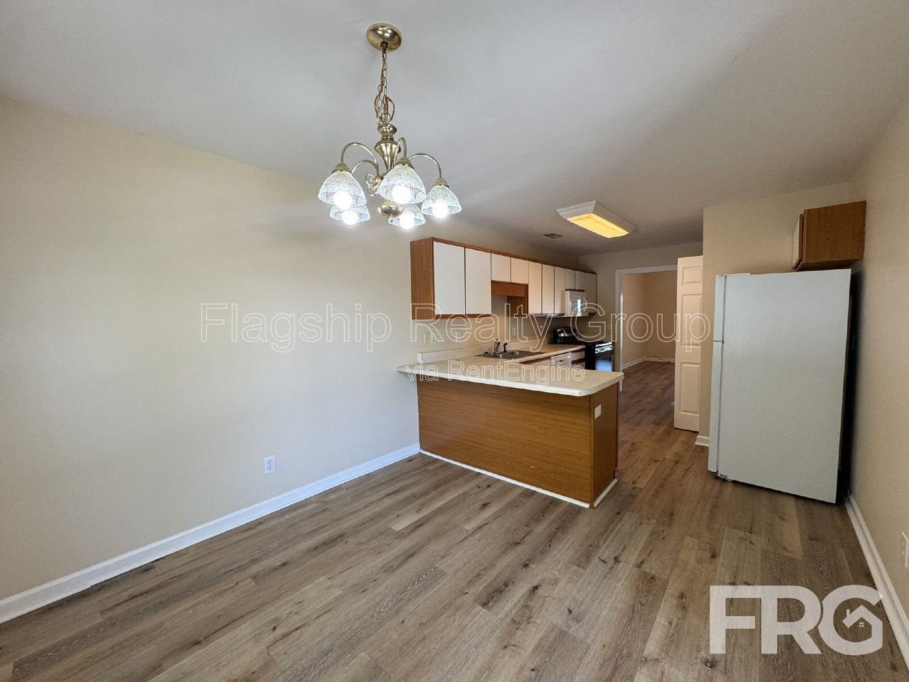 5180 Deveron St #B - Photo 7 of 31