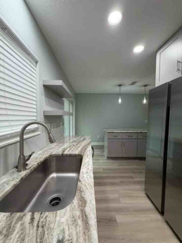 234 Deluna Rd Sw - Photo 5 of 21
