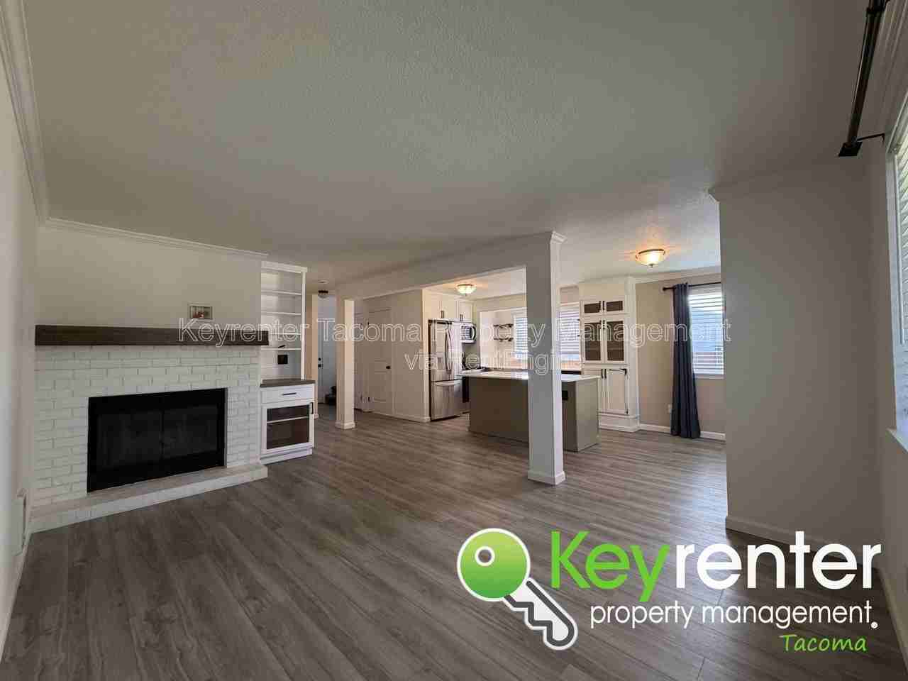 319 10th Ave Se #A - Photo 3 of 16