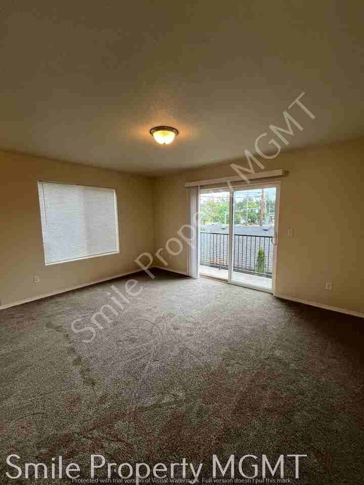 13450 Se Division St - Photo 3 of 13