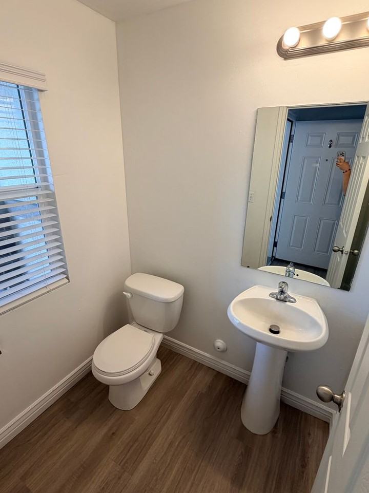 2310 2310 West 688 South - Photo 3 of 25