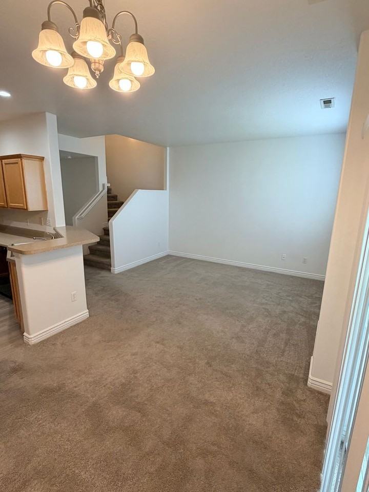 2310 2310 West 688 South - Photo 5 of 25