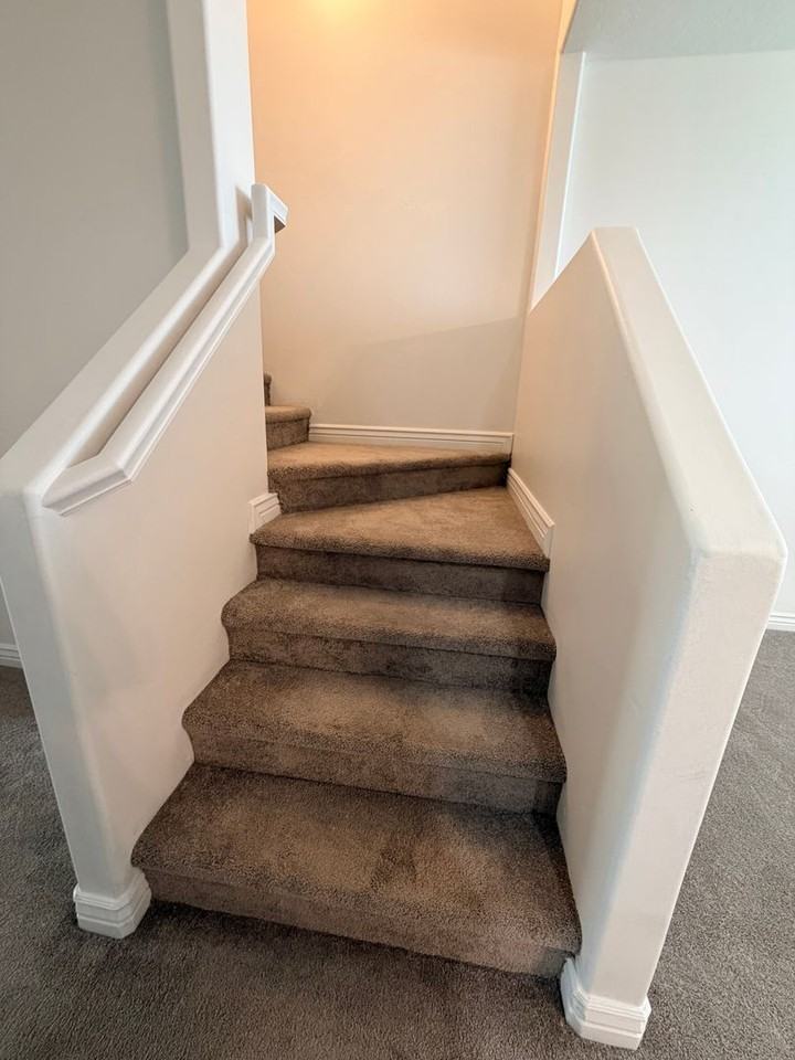 2310 2310 West 688 South - Photo 7 of 25