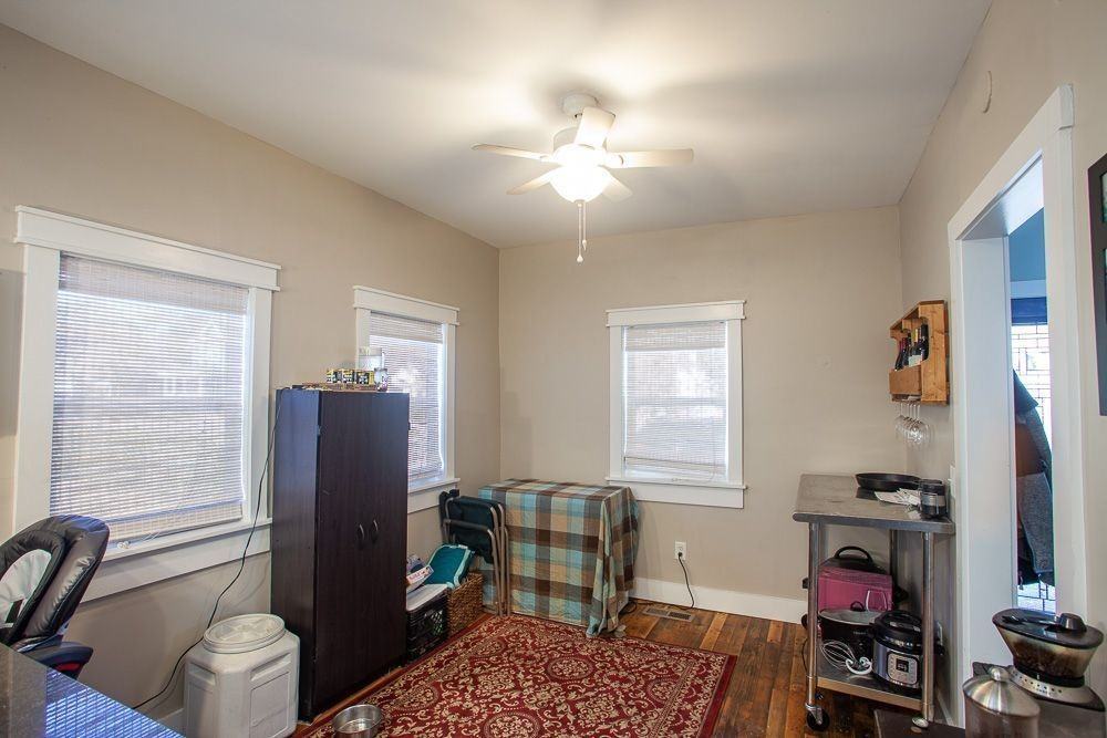 504 Brunswick St - Photo 6 of 22