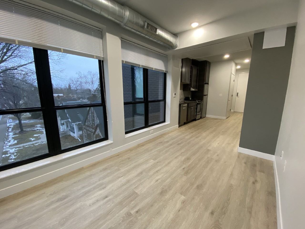 3325 E 52nd St #203 - Photo 2 of 21