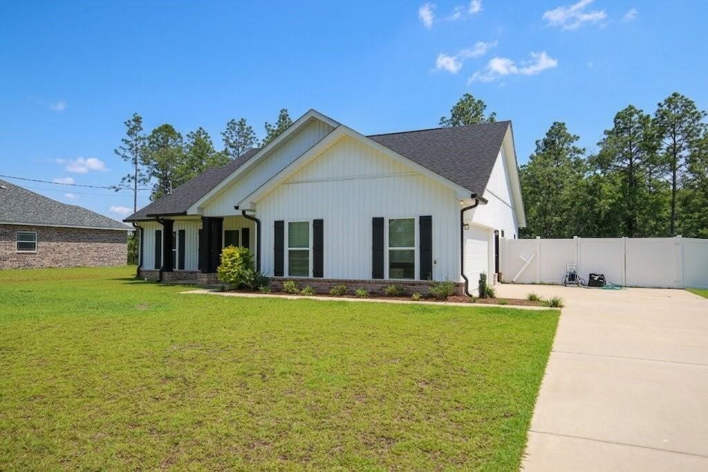 9861 Shangri La West Rd - Photo 2 of 24