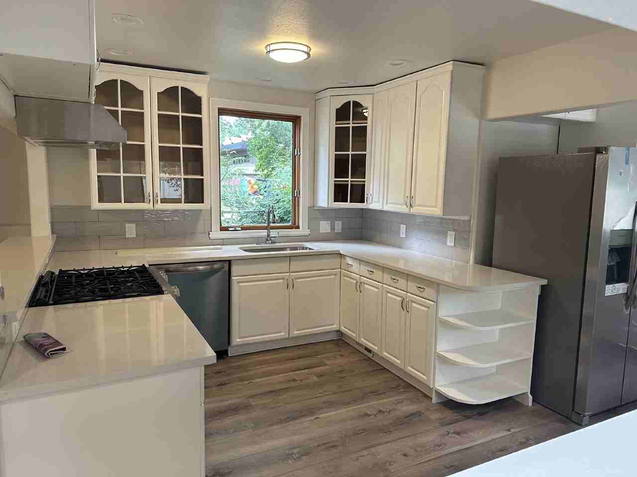 1752 S Clarkson St - Photo 5 of 18
