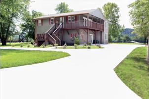 featured image of 414 Wayne Jackson Rd
