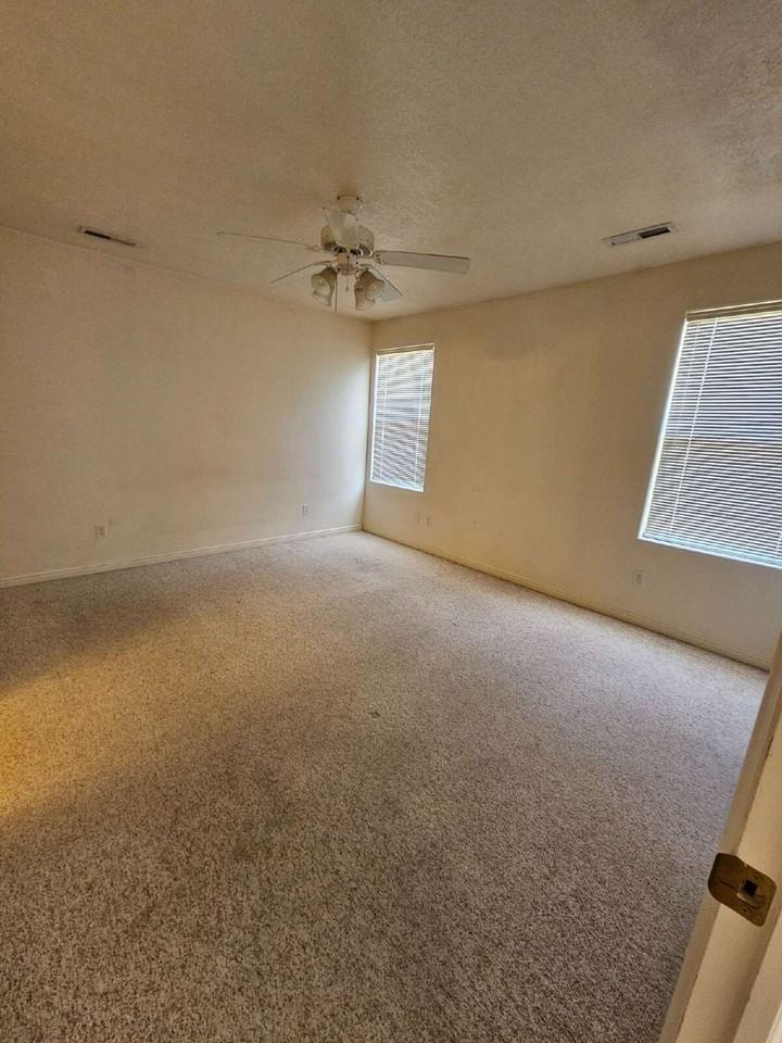56 E 200 S Apt 7 - Photo 6 of 9
