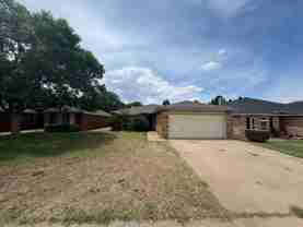 204 Genoa Ave - Photo 1 of 1