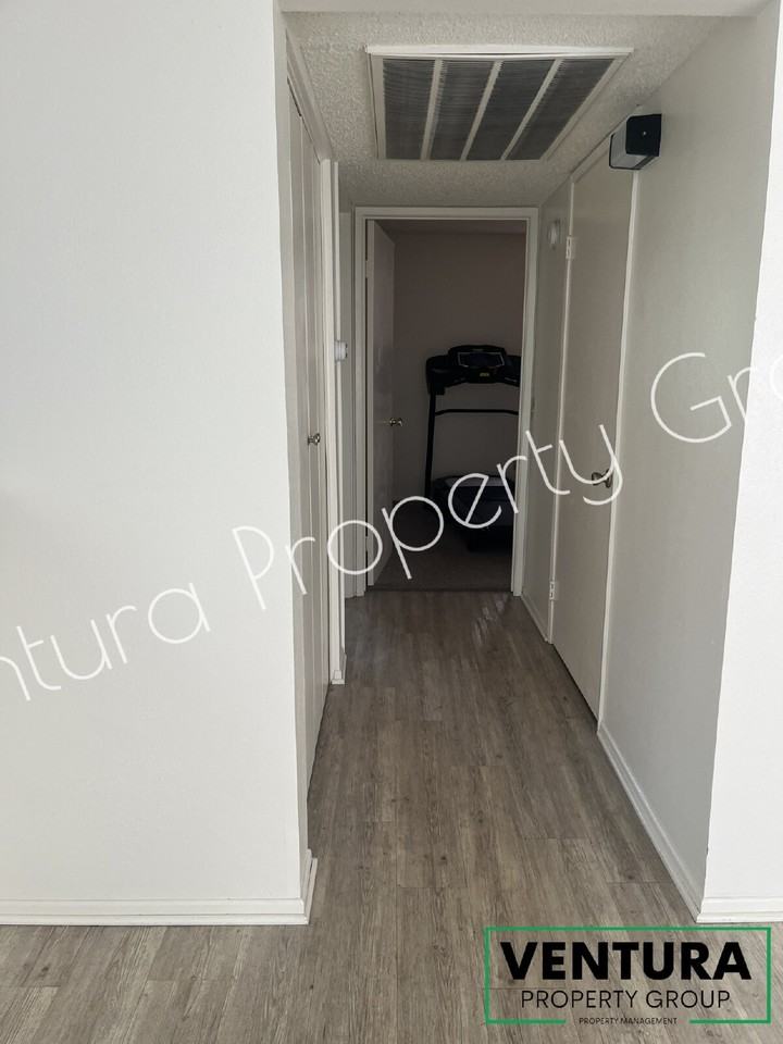 234 S Steckel Dr Apt 6 - Photo 5 of 12