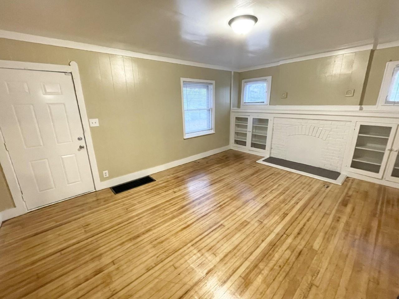 7015 Wadsworth Way - Photo 7 of 14