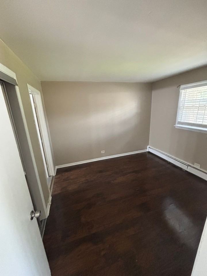 12510Lincoln - Photo 4 of 12