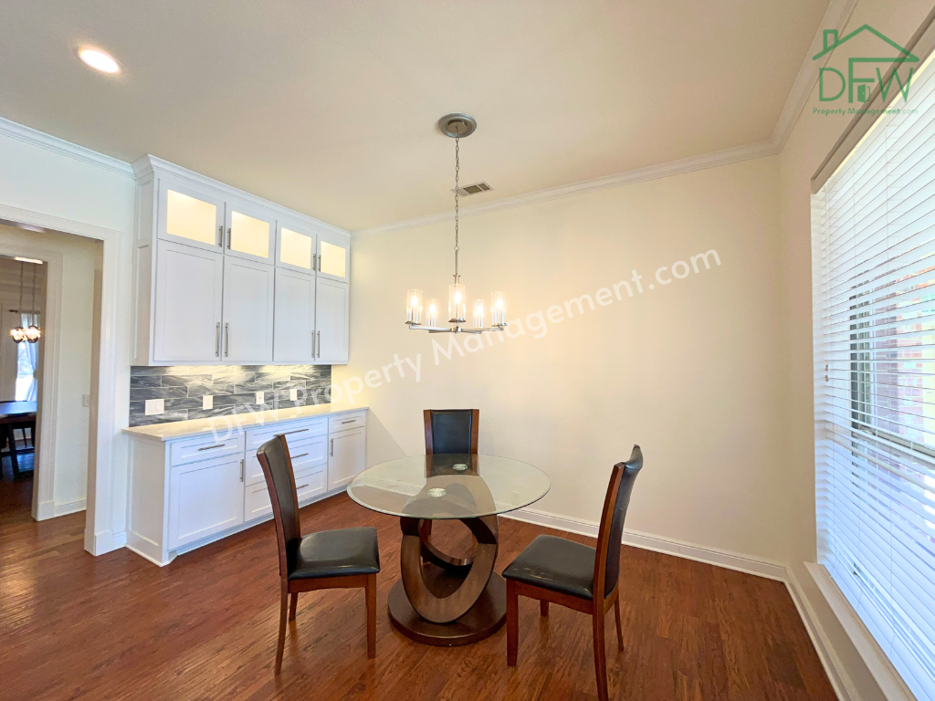 1205 Golden Gate Dr - Photo 7 of 41