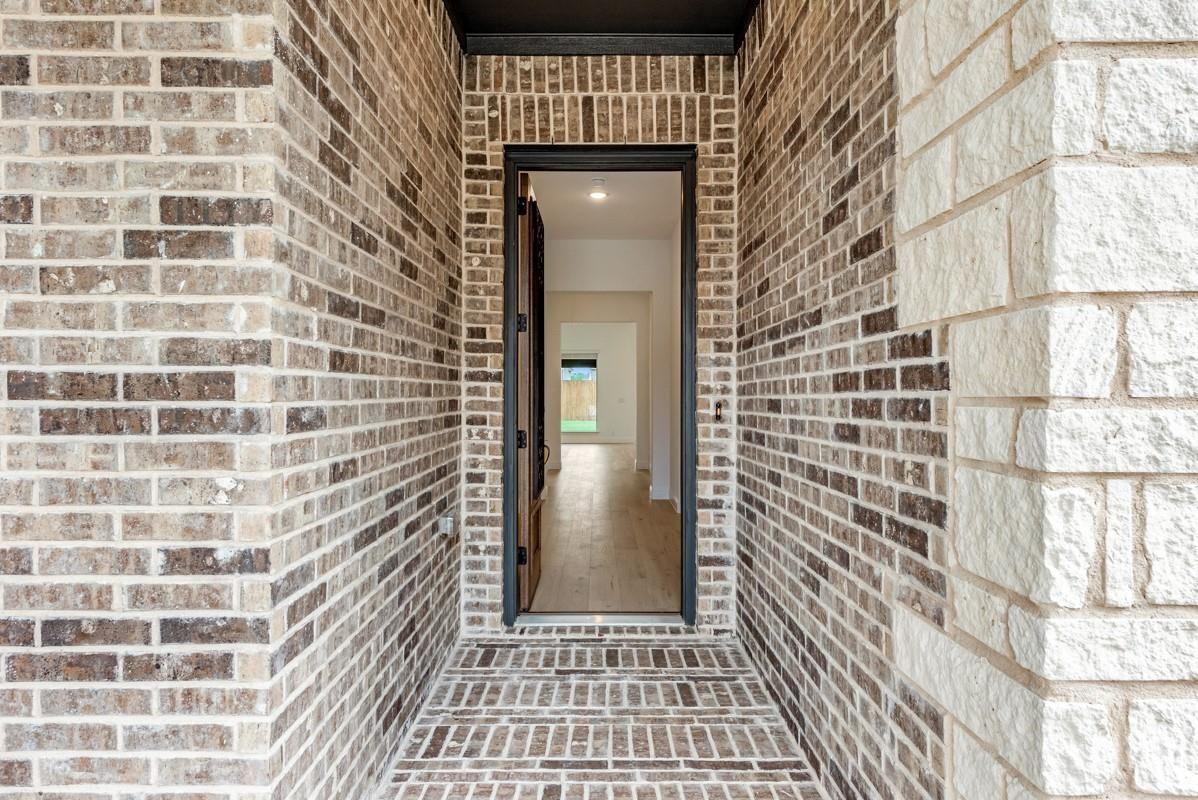1073 Canuela Way - Photo 5 of 29