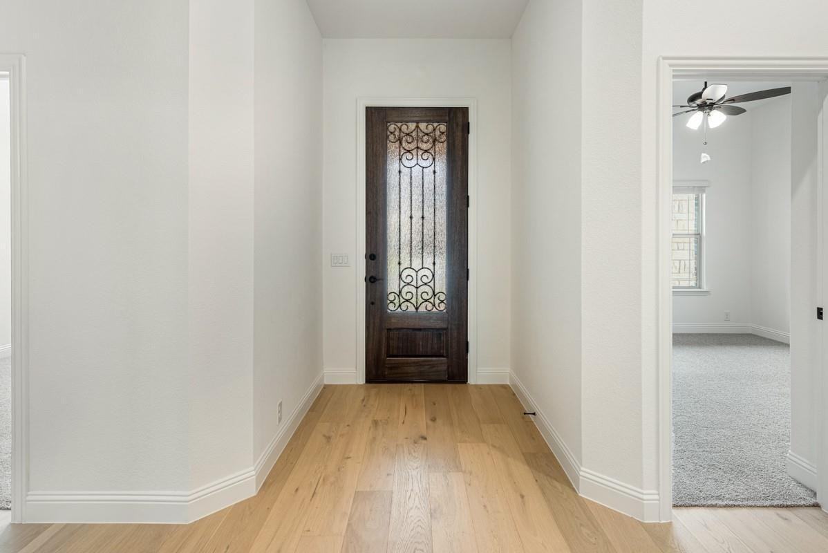 1073 Canuela Way - Photo 6 of 29
