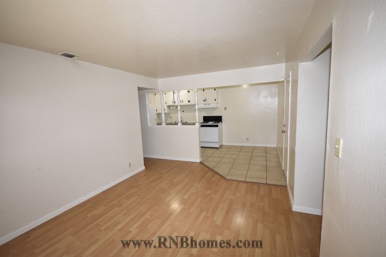 7135 Cobalt Way - Photo 4 of 12