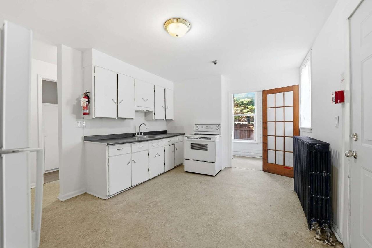 114 King St #2 - Photo 2 of 28