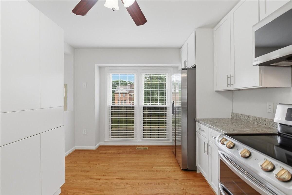 13937 Middle Creek Pl - Photo 3 of 34