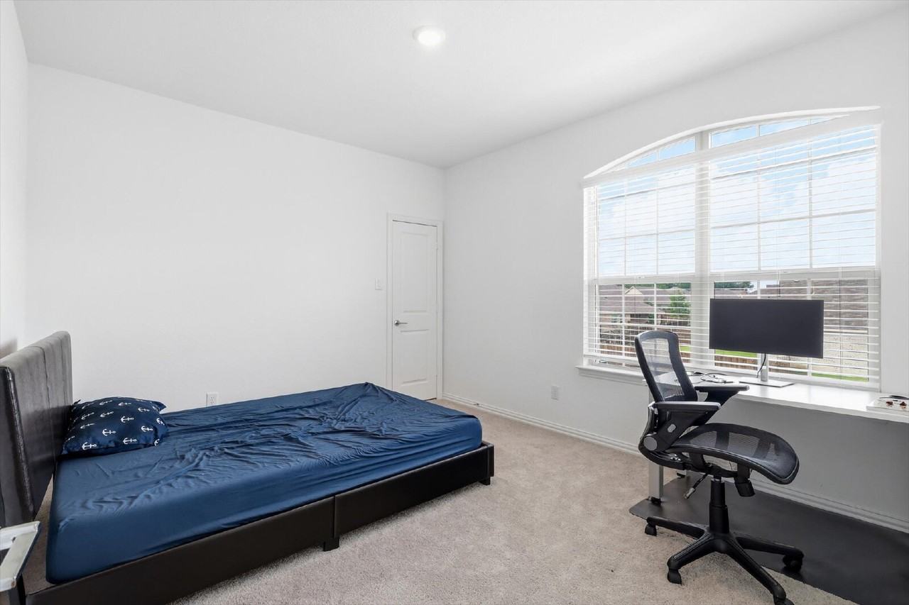 8309 Gray Squirrel Ln - Photo 6 of 19