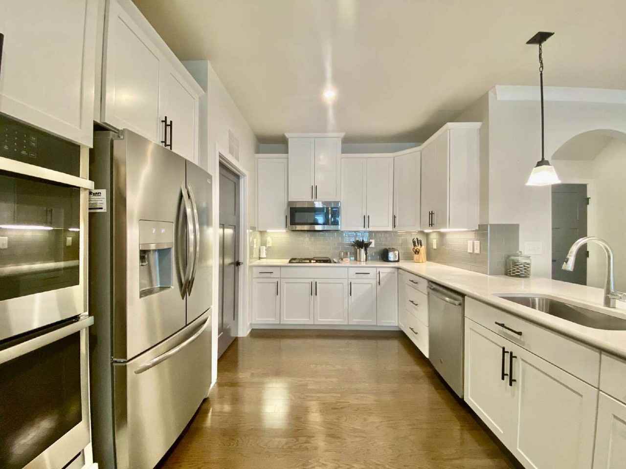 6509 Winterfell Ct - Photo 6 of 38
