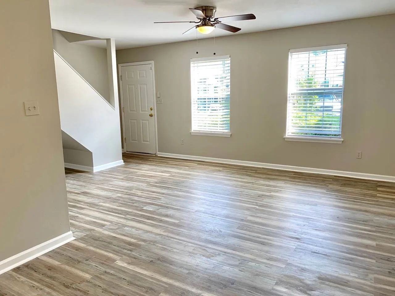 2208 Timberwood Cir S - Photo 2 of 28