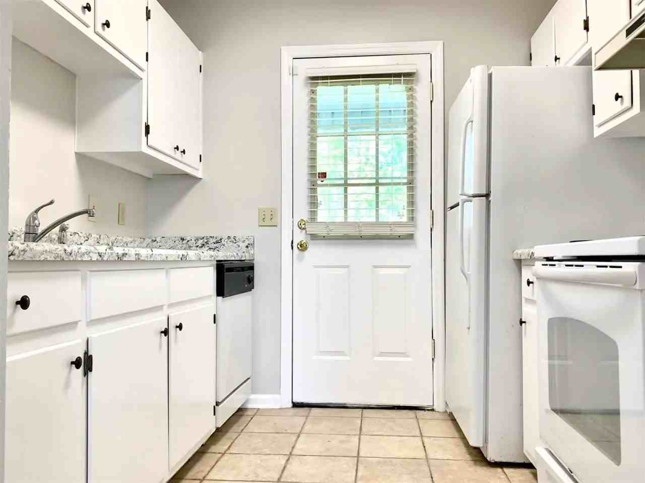 2208 Timberwood Cir S - Photo 5 of 28