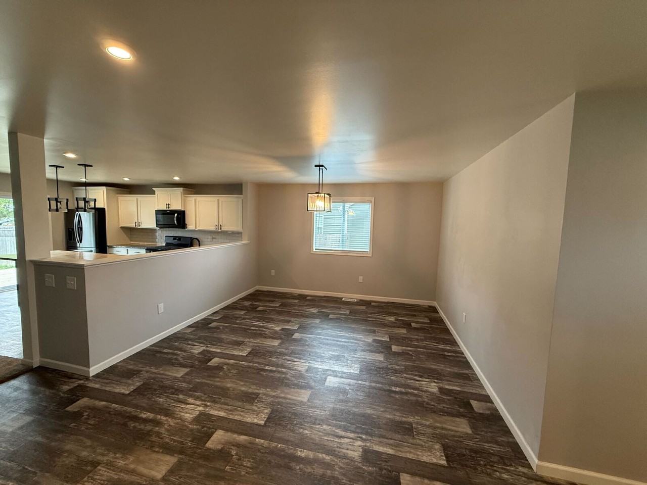 4477 Soya Ave - Photo 4 of 22