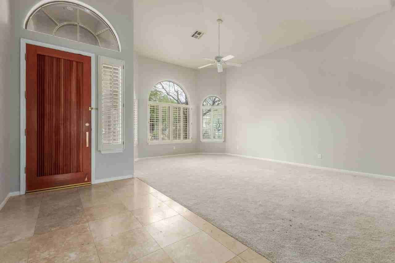 12591 E Paradise Dr - Photo 7 of 41