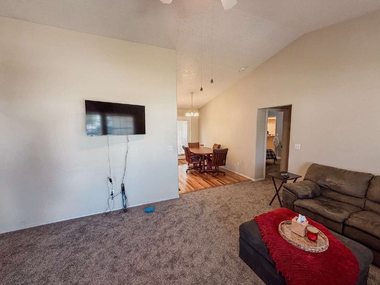 505 Lost Basin Ct - Photo 6 of 20