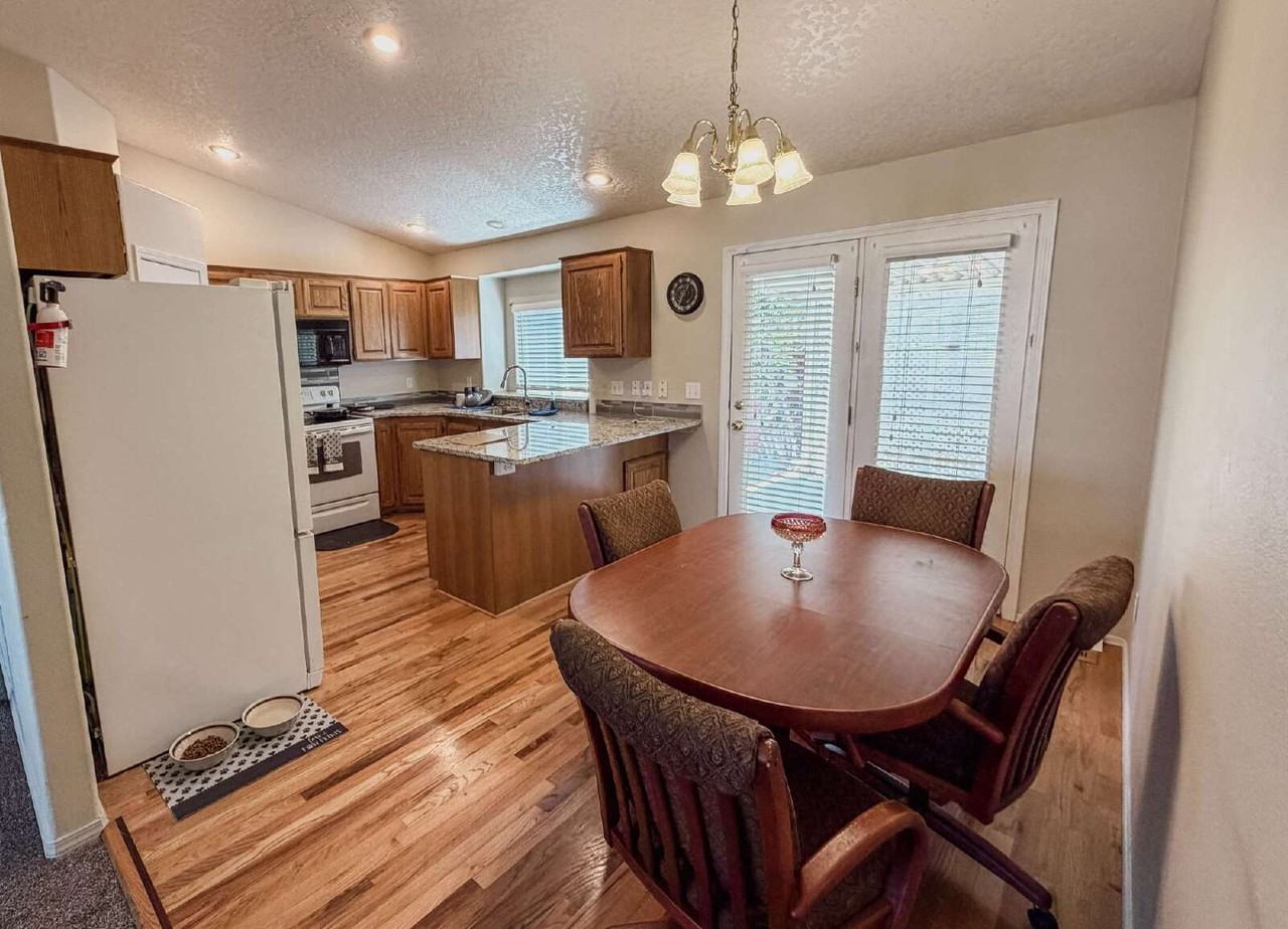 505 Lost Basin Ct - Photo 7 of 20