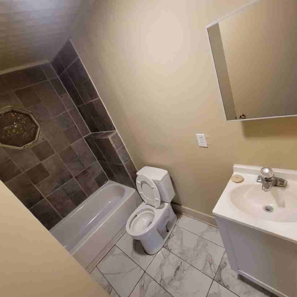 3524 E Ohio St - Photo 2 of 5
