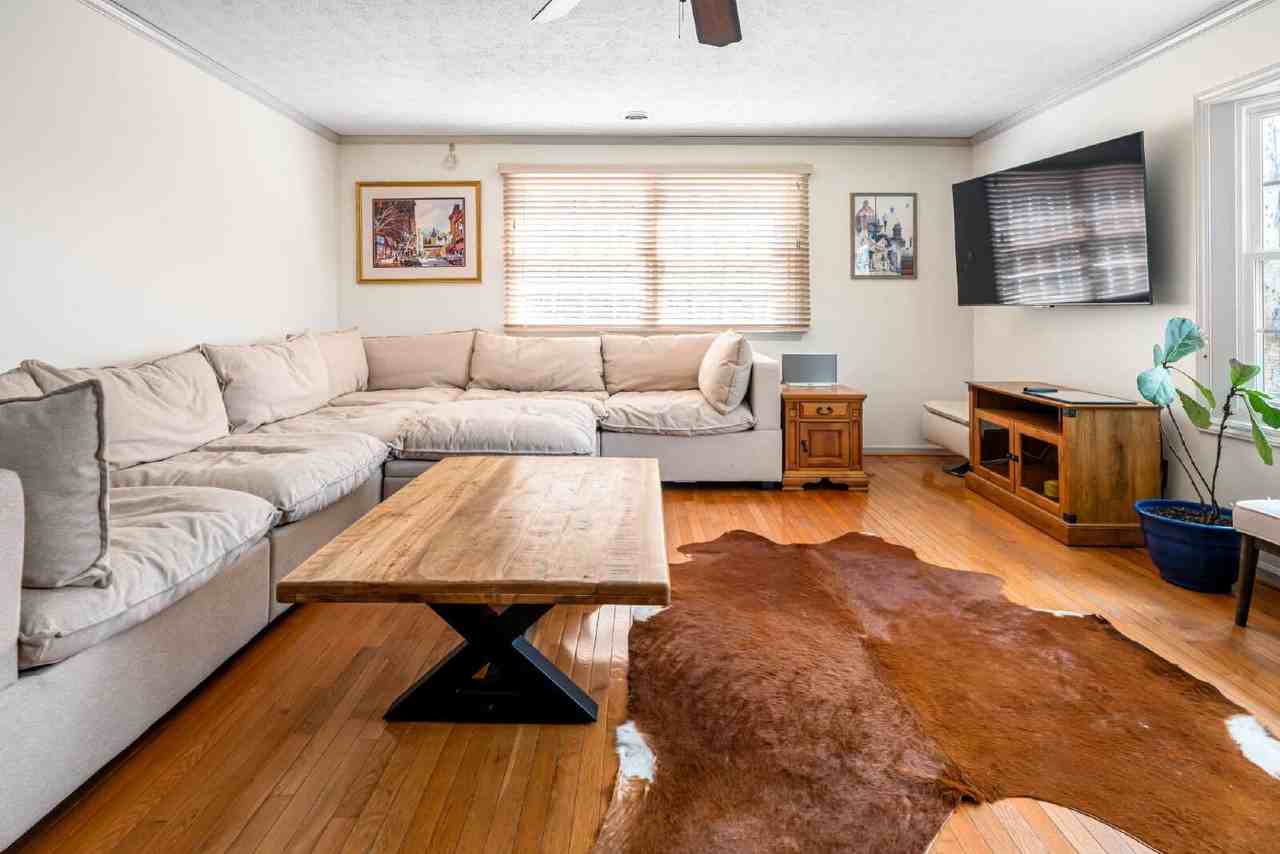 233 Church Rd - Photo 3 of 43