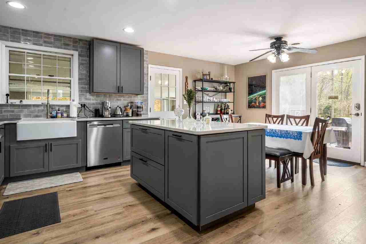 233 Church Rd - Photo 7 of 43