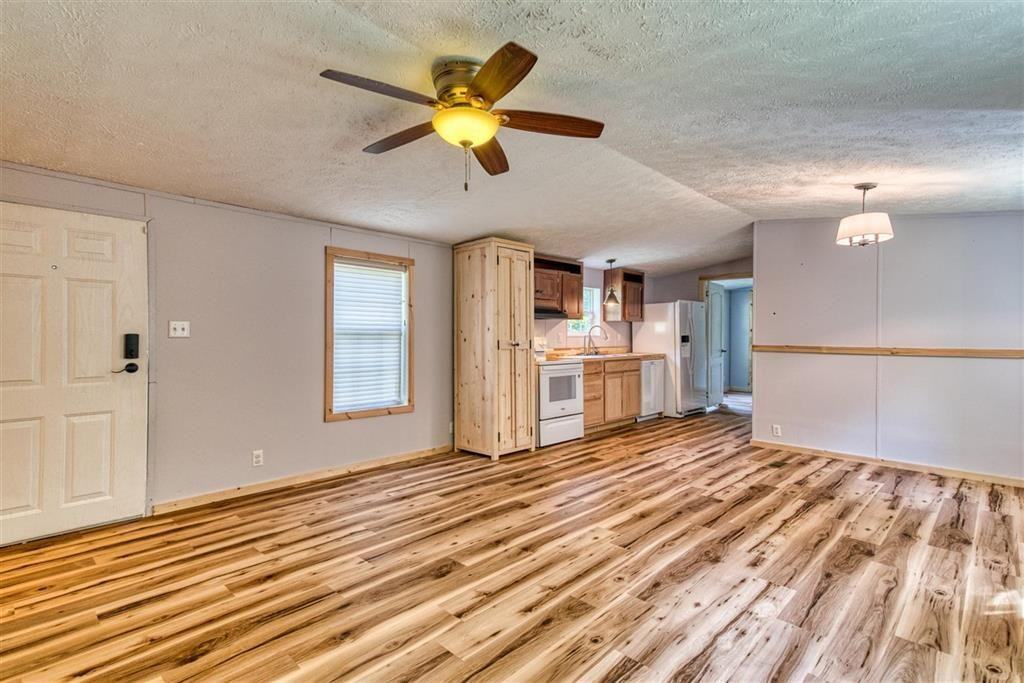 71 Baldwin Cir - Photo 2 of 15