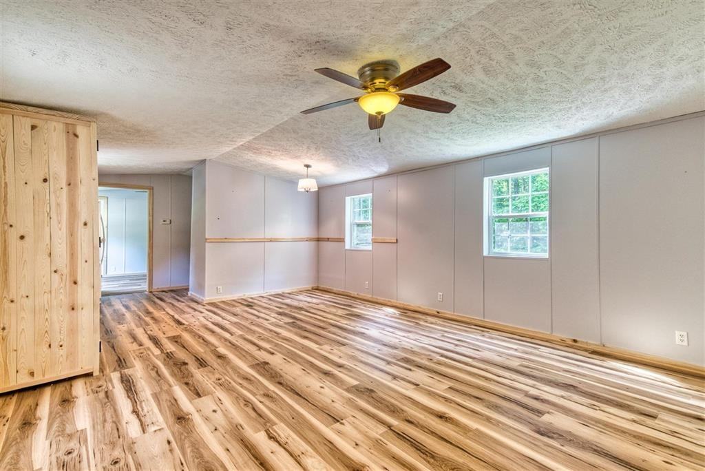 71 Baldwin Cir - Photo 3 of 15