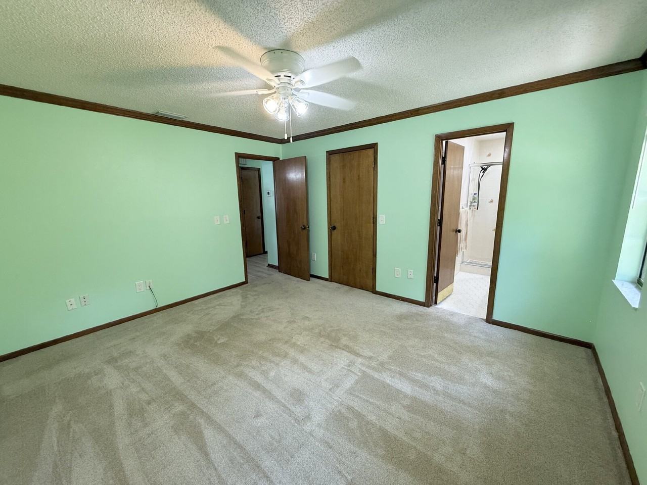 6203 Emerson Dr - Photo 6 of 8