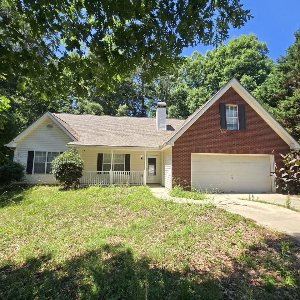 253 Pebble Creek Dr - Photo 2 of 18