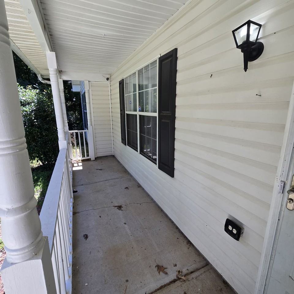 253 Pebble Creek Dr - Photo 3 of 18