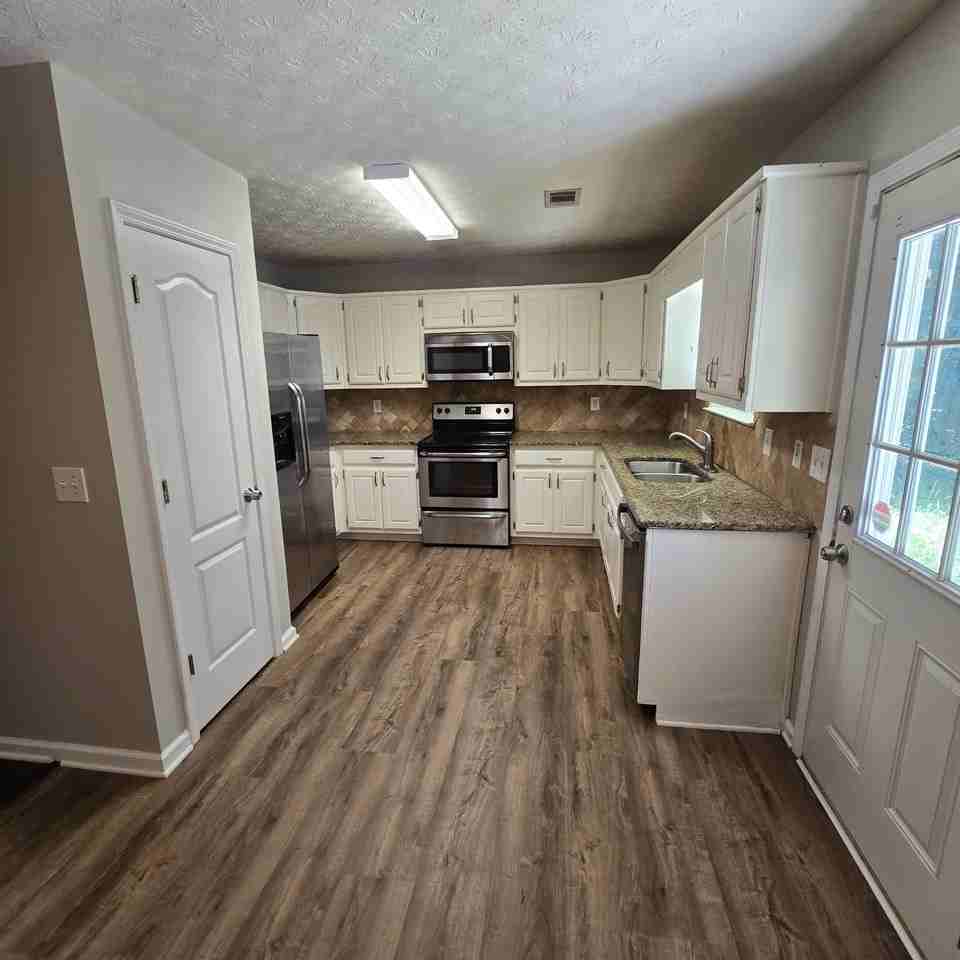253 Pebble Creek Dr - Photo 6 of 18