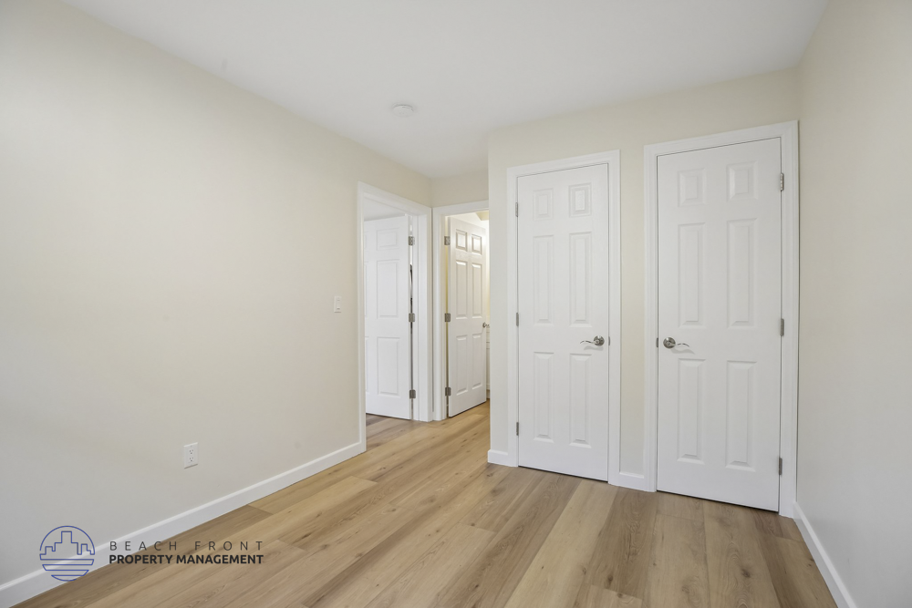 1475 Pine Ave. - Photo 3 of 15