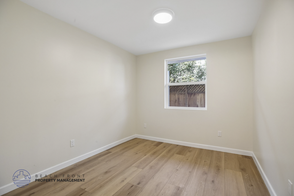 1475 Pine Ave. - Photo 7 of 15