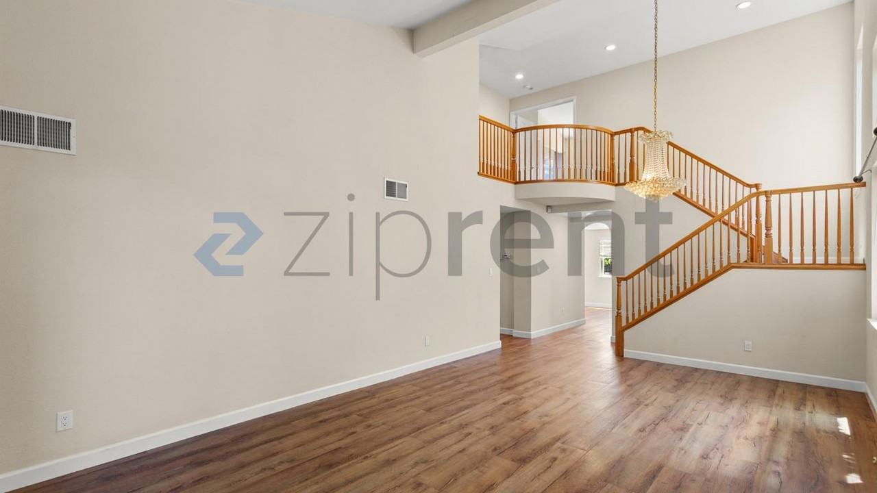 4308 Remora Dr - Photo 2 of 34