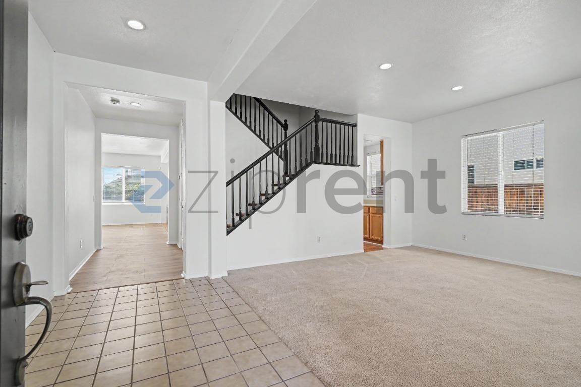 1854 Bankstown Way - Photo 2 of 42