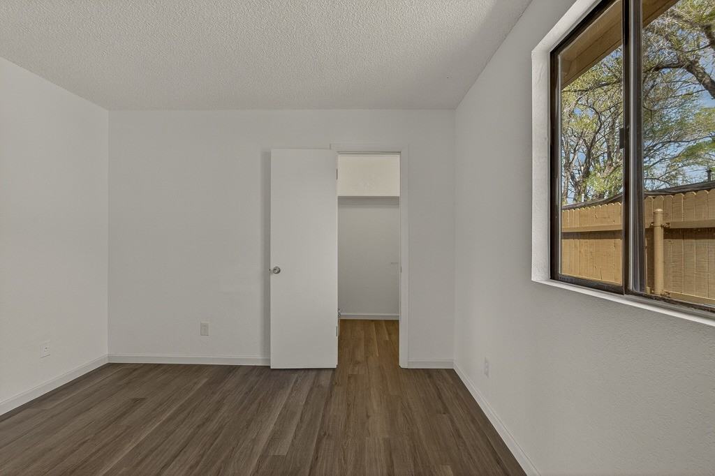 2924 N Rose St #B - Photo 7 of 15
