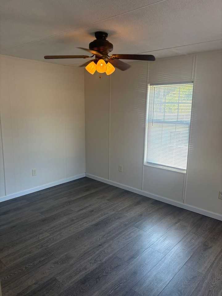 25 Alice Ct - Photo 4 of 8